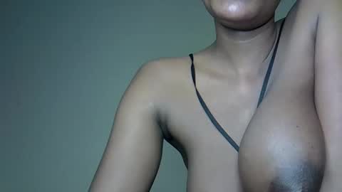 Snapshot of jalie_petite256 chatting on October 20, 2:50 pm immy the great online show from October 20, 2:50 pm