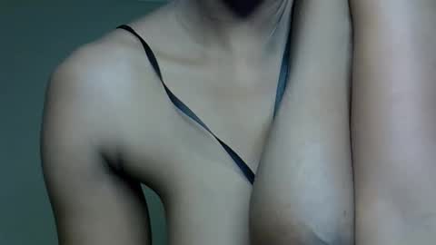 Snapshot of jalie_petite256 chatting on October 26, 10:47 pm immy the great online show from October 26, 10:47 pm