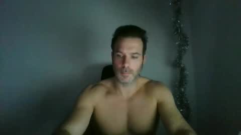 jam3s5959 online show from January 3, 7:29 pm