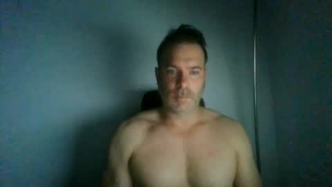 Snapshot of jam3s5959 chatting on June 20, 8:50 am jam3s5959 online show from June 20, 8:50 am
