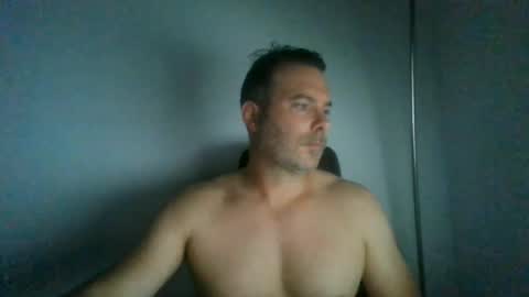 Snapshot of jam3s5959 chatting on June 27, 11:37 am jam3s5959 online show from June 27, 11:37 am