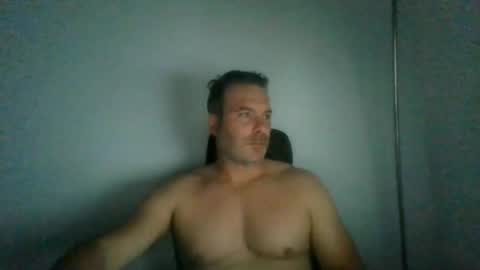 Snapshot of jam3s5959 chatting on July 10, 12:52 pm jam3s5959 online show from July 10, 12:52 pm