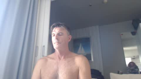 Snapshot of jam_on_it chatting on February 9, 2:38 am JAM online show from February 9, 2:38 am