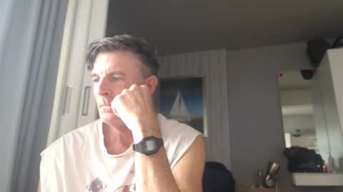 Snapshot of jam_on_it chatting on February 22, 9:01 am JAM online show from February 22, 9:01 am