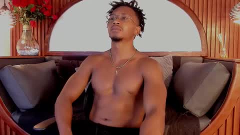   online show from December 18, 4:07 am