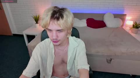 JameMiller online show from March 13, 5:08 pm