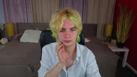 JameMiller online show from March 30, 6:25 am