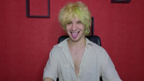 JameMiller online show from April 1, 1:41 pm