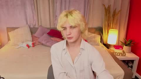 JameMiller online show from April 18, 6:50 am