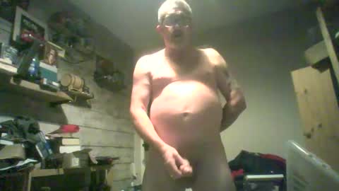 Snapshot of james51592064 chatting on December 11, 2:54 pm James online show from December 11, 2:54 pm