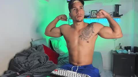 james_and_max online show from February 5, 1:10 am