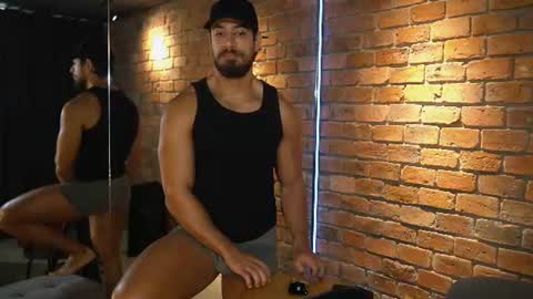 Snapshot of james_axel chatting on July 24, 2:26 pm James Axel online show from July 24, 2:26 pm