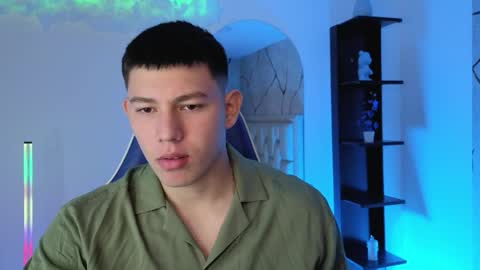 james_cr online show from June 2, 12:18 pm