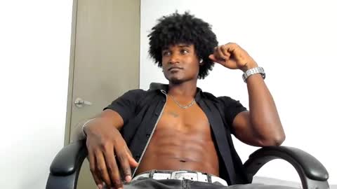 james_makony_1 online show from December 22, 1:34 am