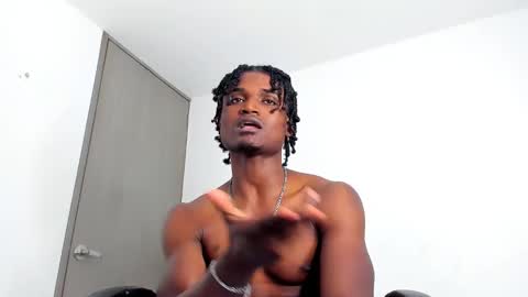 james_makony_1 online show from January 3, 6:22 am