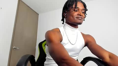 james_makony_1 online show from January 4, 5:58 am