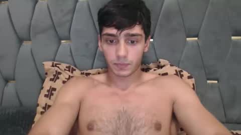 Snapshot of james_qss8 chatting on October 13, 5:24 pm James online show from October 13, 5:24 pm