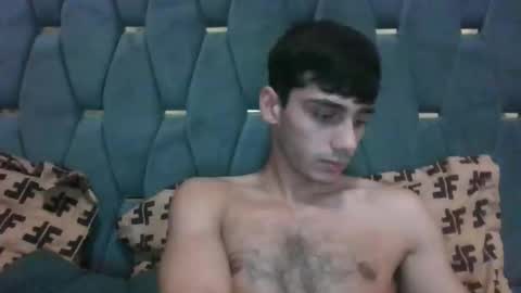 Snapshot of james_qss8 chatting on December 5, 2:47 pm James online show from December 5, 2:47 pm