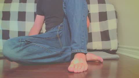 Snapshot of jamesknight57 chatting on September 29, 3:33 am James online show from September 29, 3:33 am