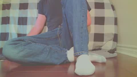 Snapshot of jamesknight57 chatting on October 27, 1:42 am James online show from October 27, 1:42 am