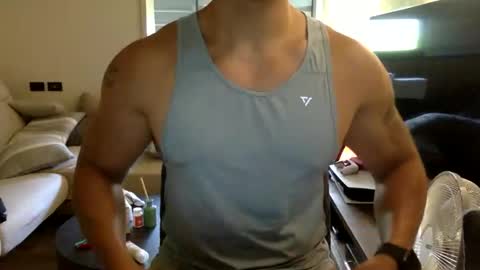 Snapshot of jamesmo820913 chatting on September 15, 2:44 am jamesmo820913 online show from September 15, 2:44 am