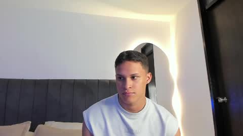 James Owenn online show from March 31, 4:13 am