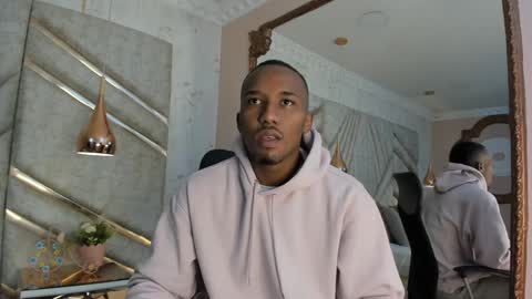 Snapshot of jamesparck chatting on January 11, 12:07 pm James online show from January 11, 12:07 pm