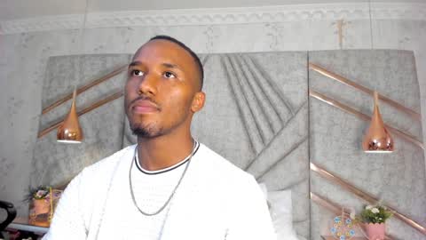 Snapshot of jamesparck chatting on January 16, 3:24 pm James online show from January 16, 3:24 pm