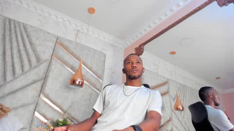 Snapshot of jamesparck chatting on January 24, 6:14 pm James online show from January 24, 6:14 pm