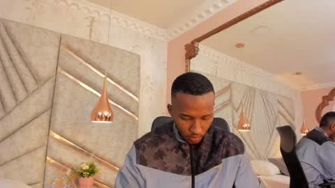 Snapshot of jamesparck chatting on January 27, 12:16 pm James online show from January 27, 12:16 pm