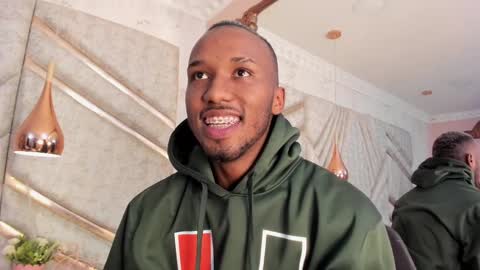 Snapshot of jamesparck chatting on March 12, 3:07 pm James online show from March 12, 3:07 pm