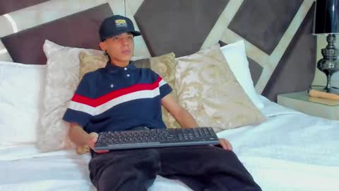 jamess_ford online show from January 17, 6:23 pm