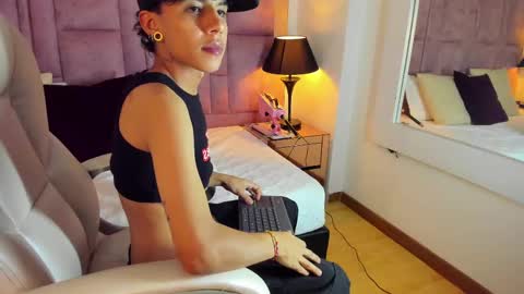 jamess_ford online show from February 11, 1:41 am