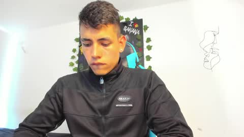 Jamess hott online show from January 7, 7:17 pm