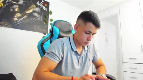 Jamess hott online show from February 18, 10:03 pm