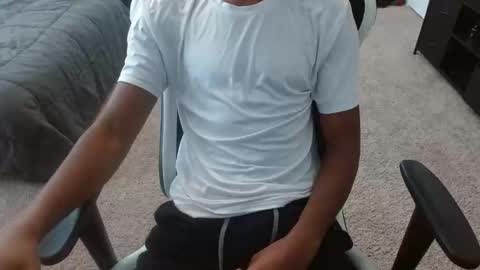 jamessbaker online show from March 28, 6:18 pm