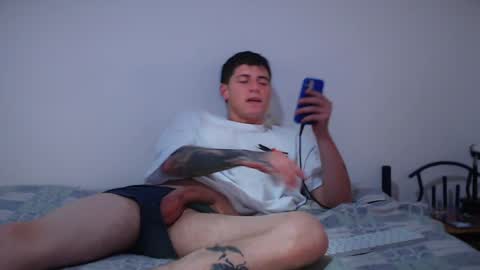 jamesss____ online show from February 6, 3:41 pm