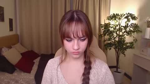 Snapshot of jamie_chung chatting on November 28, 1:19 am jamie_chung online show from November 28, 1:19 am