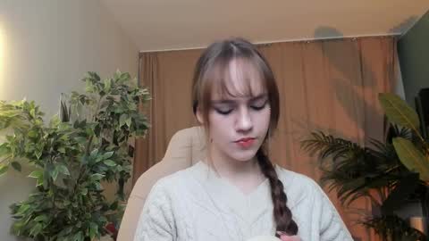 Snapshot of jamie_chung chatting on December 14, 1:11 am jamie_chung online show from December 14, 1:11 am