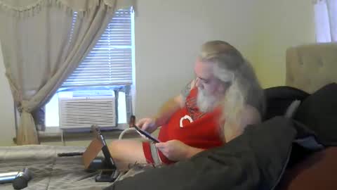 jamielove1975 online show from April 14, 11:33 pm