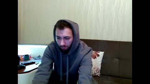 Snapshot of jamienoxus chatting on February 10, 6:09 am Robbie online show from February 10, 6:09 am