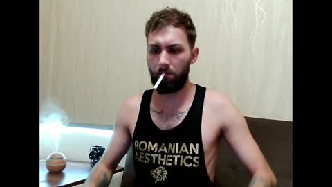 Snapshot of jamienoxus chatting on February 18, 9:21 am Robbie online show from February 18, 9:21 am