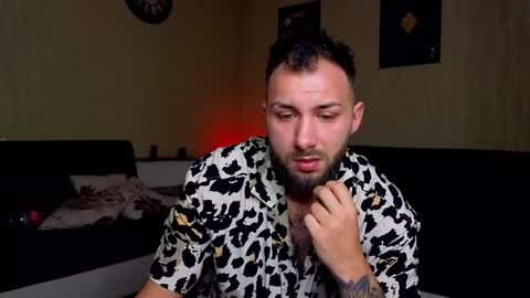 Snapshot of jamienoxus chatting on October 13, 5:18 am Robbie online show from October 13, 5:18 am