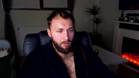 Robbie online show from February 12, 6:41 am