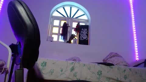 Jammes. online show from November 7, 3:01 pm