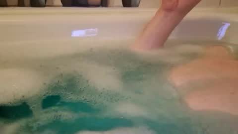 Snapshot of jan170 chatting on December 14, 12:10 pm jan170 online show from December 14, 12:10 pm