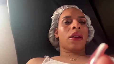 Snapshot of jan_zinmerman chatting on April 26, 7:55 pm Danna varisheli online show from April 26, 7:55 pm