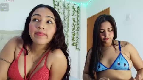 Snapshot of jana_thomson chatting on December 7, 7:27 am karol online show from December 7, 7:27 am