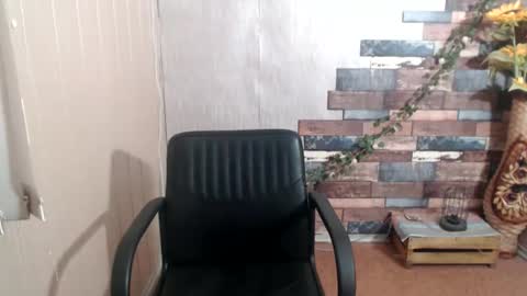 janaloveli online show from September 21, 8:10 pm