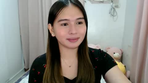 YOUR LOVELY JANE online show from April 4, 11:13 pm